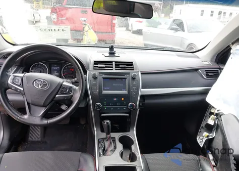 2017 Toyota Camry Se z USA, uszkodzony, nr VIN 4T1BF1FKXHU706009